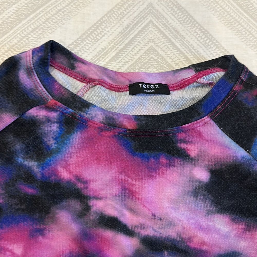 Terez Girls Pink, Black Blue Tie Dye Sweatshirt, Size M - Picture 2 of 5